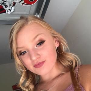 Meet your Posher, Anna cate